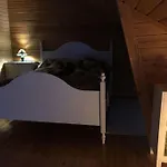 Tatil Evi Lakeside Log Edith Rovaniemi