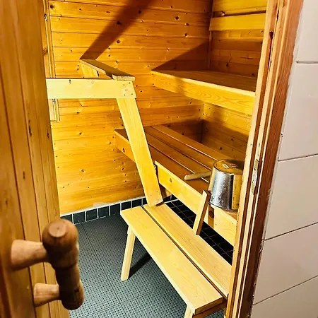 Feriehus Lakeside Log Edith *