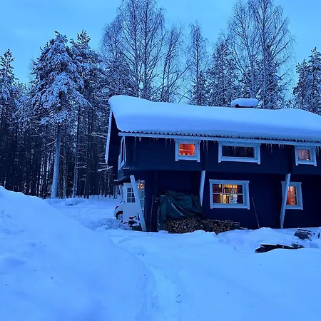 Feriehus Lakeside Log Edith