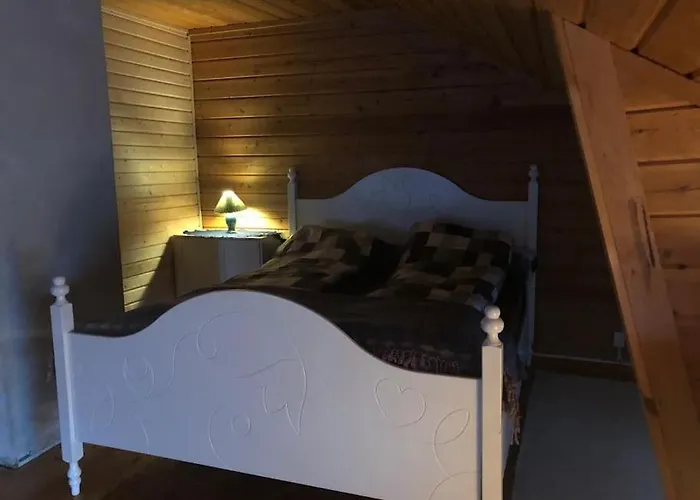 Casa de Férias Lakeside Log Edith